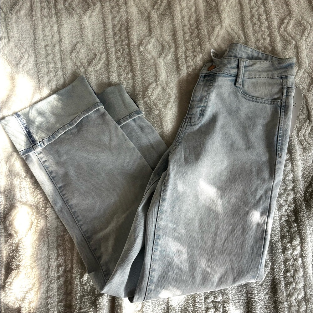 Light Wash Women's Jeans